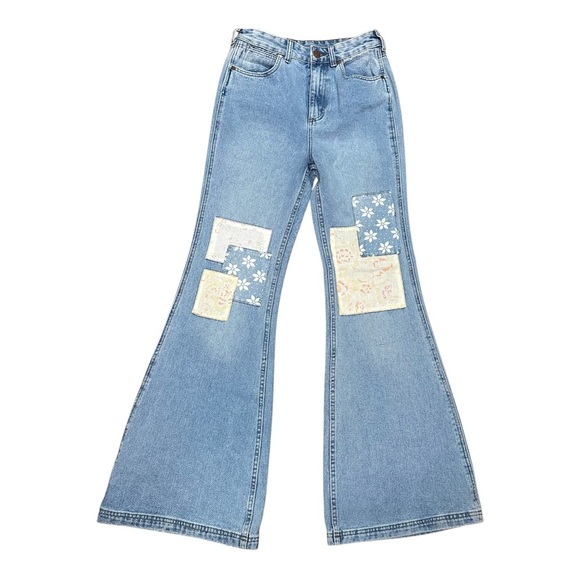 Billabong x Wrangler High Rise Medium Wash Floral Patchwork Non-Stretch Jean. 27 - Picture 5 of 15